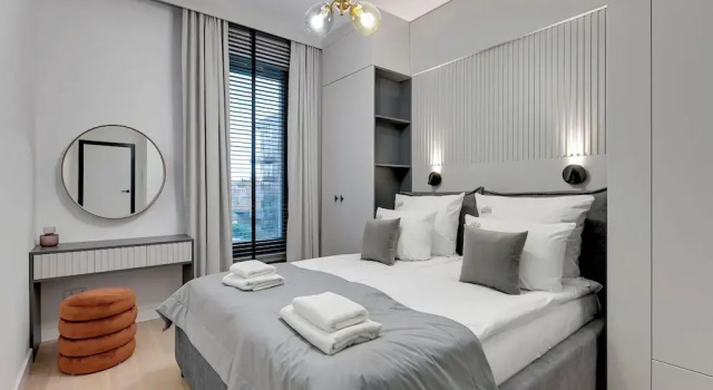 Апартаменты Deluxe с балконом и с видом на внутренний двор Brabank Riverside Premium Suites & Free Parking by Downtown Apartments