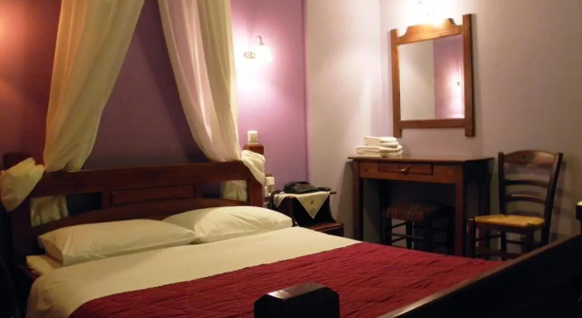 Двухместный номер Standard Hotel Mpakou