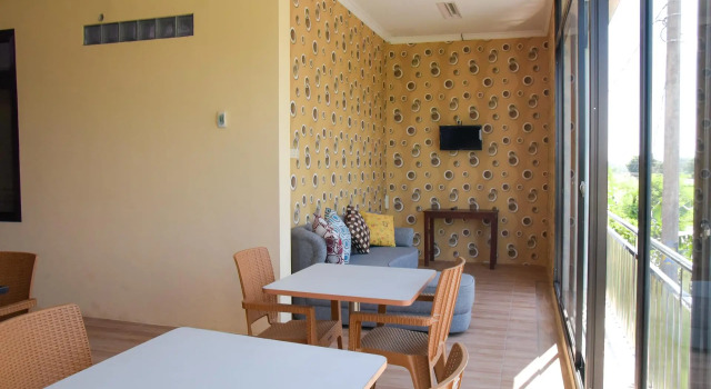 RedDoorz near Terminal A Adisucipto Airport