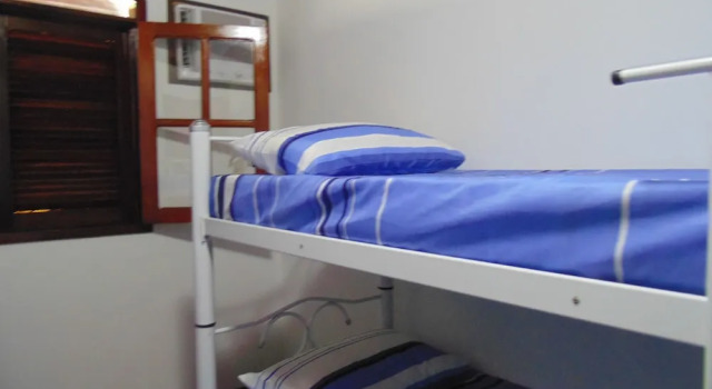 Hostel Praia Brava, Забронировать Хостел Хостелы Арраял-ду-Кабу, рядом с Пляж Прайя-дос-Аньос, Хостел