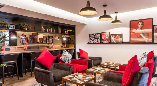 Люкс Executive Radisson RED London Heathrow