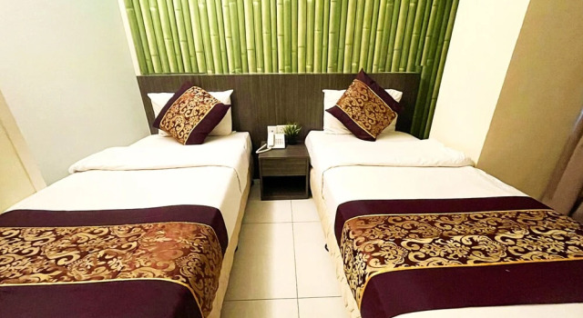 ESQ Shamelin Hotel