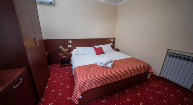 Villa Anton, Book Bed and Breakfast Sukosan Zadar County, near Makarska Beach