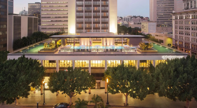 Номер Deluxe The Westgate Hotel
