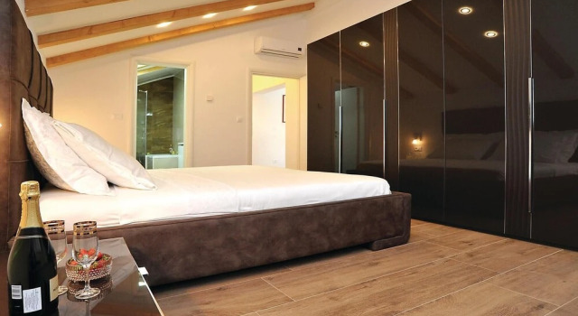 Beautiful Home in Sibenik With Wifi and 3 Bedrooms