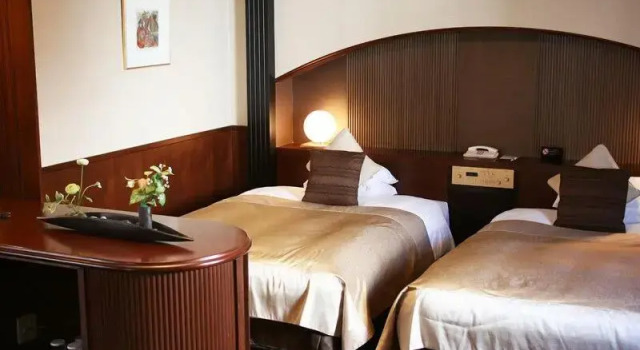 Четырёхместный полулюкс Shibuya Creston Hotel