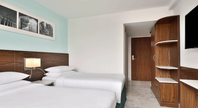 Двухместный номер Executive Fairfield by Marriott Pune Kharadi