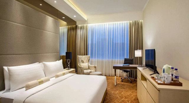 Menara Peninsula Hotel Jakarta