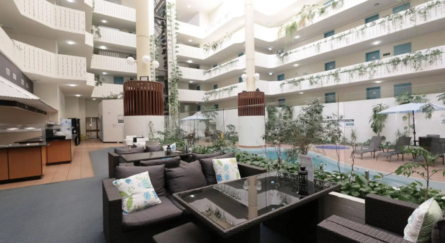 Atrium Hotel Mandurah, Buchen Sie Hotel Hotels in Western Australia mit Pool, Schwimmbad