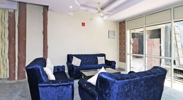 OYO 12348 Hotel Aerosky Residency, Забронировать Отель Отели Нью-Дели с завтраком, Завтраки
