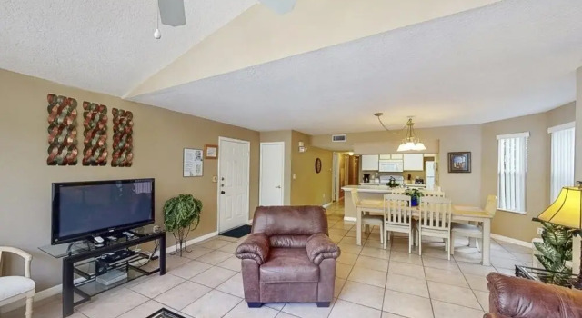 Larry's Villas At Island Club Condo 4 Bedroom Condo by Redawning