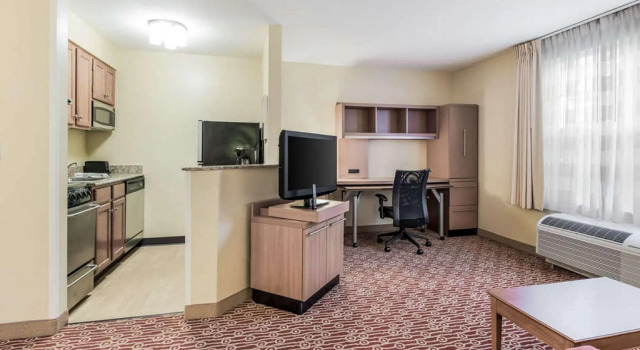 Люкс MainStay Suite