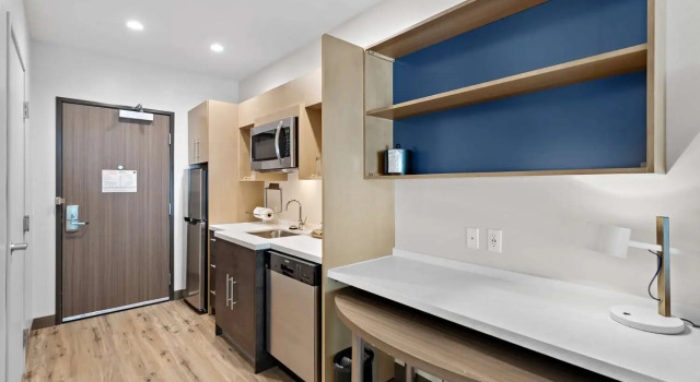 Четырёхместный люкс Home2 Suites By Hilton Big Bear Lake