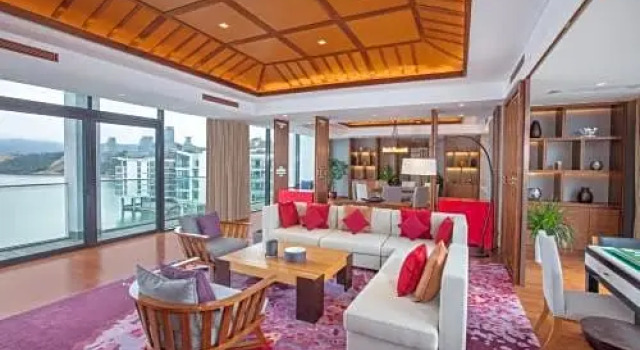 Люкс Crowne Plaza Huangshan Taiping Lake