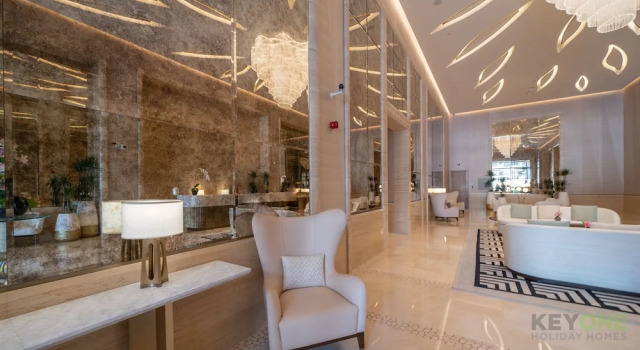 KOHH – 1BR in The Palm Tower