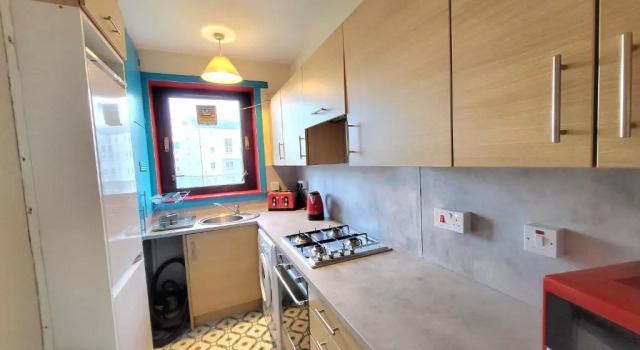 Апартаменты 3 Bedroom Aprtmt at Sensational Stay Serviced Accommodation Aberdeen- Froghall Avenue