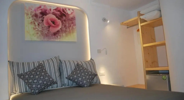 Номер Economy Mina Studios