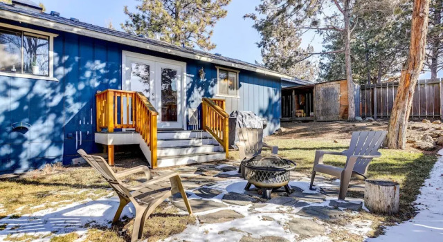 Коттедж Pet-friendly Bend Home ~ 2 Mi to Downtown