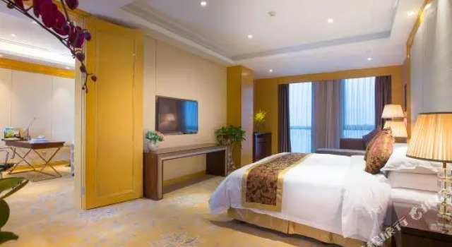 Deluxe Suite Minghui Hotel
