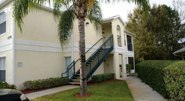 Beautiful Condo with Community Pool - 3 Br Condo
