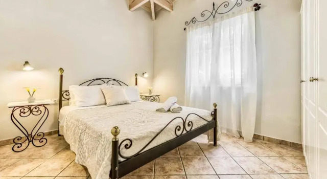 Villa Marathias
