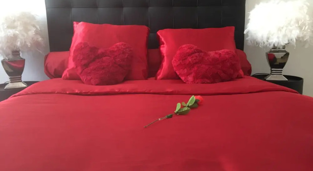 Studio en plein cœur de la ville rose, Забронировать Отель СПА-отели Тулузы, рядом с Quai de la Daurade, SPA-услуги