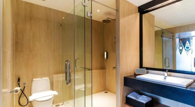 Клубный люкс с 3 комнатами Fox Hotel Jayapura