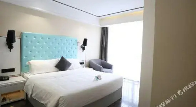 Xana Lite Hotelle (Zizhong Shanghehui), Book Hotel Hotels in Neijiang with Parking, Parking