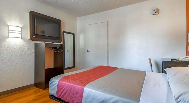 Номер Standard Motel 6-San Diego, CA - North