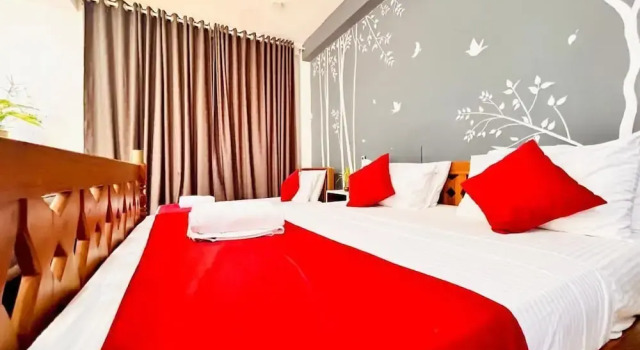 Трёхместный номер Deluxe с видом на бассейн Canberra Holidays - Mirissa