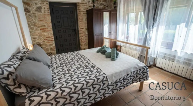 Casa rural Paraje de Yuste, Забронировать Отель Отели Куакос-де-Юсте с парковкой, Парковка