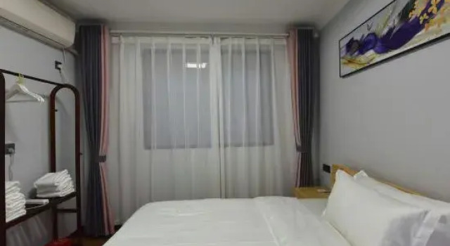 Just Like First See Homestay, Book Hotel Xiangxi Hunan