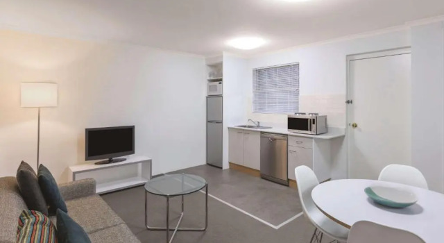 Апартаменты Adina Serviced Apartments Canberra Kingston