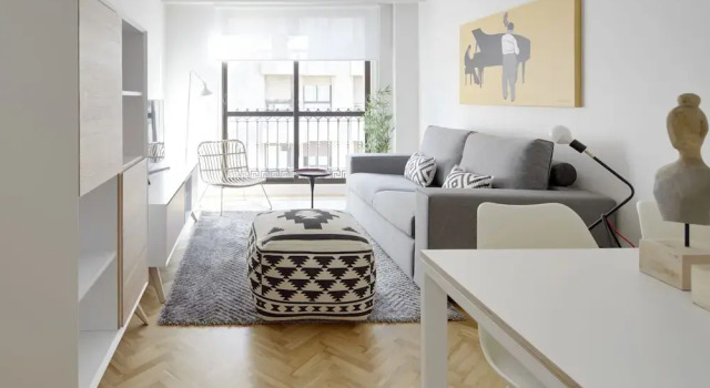 Zurriola Jazz Apartment by FeelFree Rentals, Забронировать Апартаменты/квартира Апартаменты Сан-Себастьян, рядом с Собор Доброго Пастыря, Апартаменты/квартира