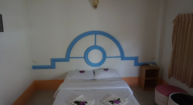 Ratchapreuk Resort, Varaa Lomakeskus Hotellit North-Eastern Thailand pysäköinnillä, Pysäköinti