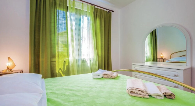Nice Home In Dramalj With Wifi, Prenota Hotel Hotel 3 stelle a Dramalj, 3*