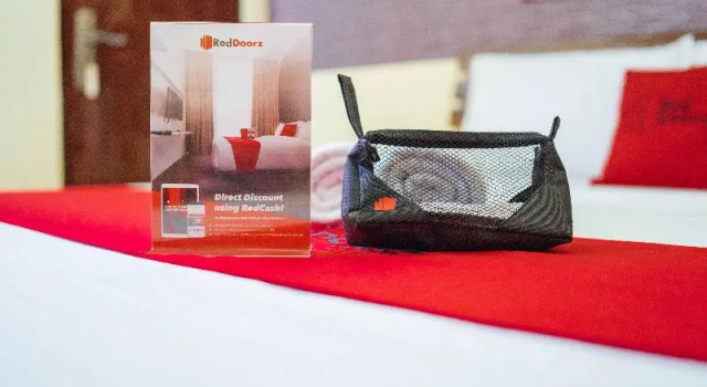 Номер Standard RedDoorz at Tagaytay Road