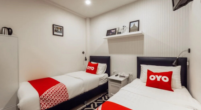 The Urban Age Deluxe by OYO Rooms, Забронировать Отель Отели Бангкока с парковкой, рядом с Ночной рынок Патпонг, Парковка