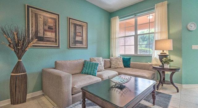 5 Mi to Disney World: Townhome w/ Balcony!