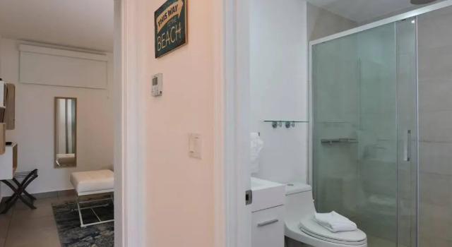 Апартаменты Luxury 2-Bedroom Condo with Ocean and Sunset Views