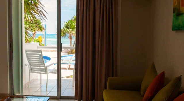 Номер Standard Цокольный этаж с 2 комнатами рядом с пляжем Tan Ik Beachfront Condos
