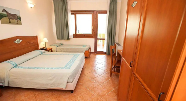 Четырёхместный номер Standard iH Hotels Le Zagare Resort