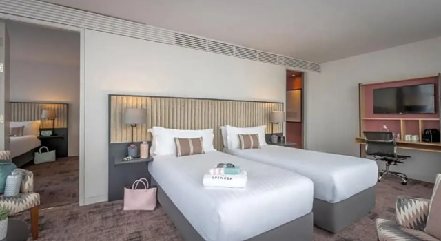 Семейный люкс The Spencer Hotel