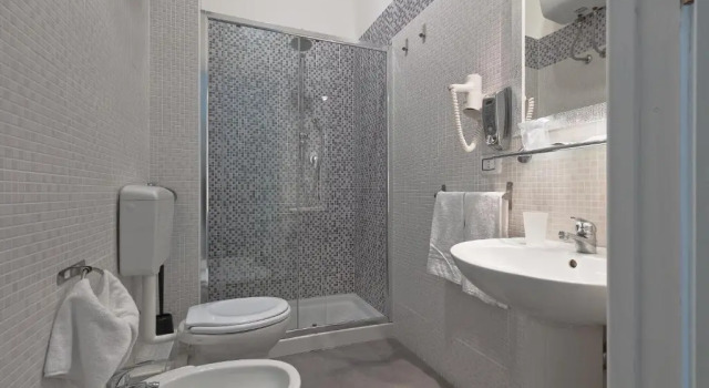 Трёхместный номер Standard с балконом Afea Art & Rooms