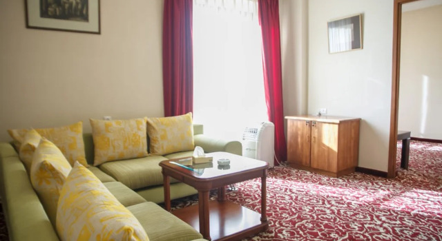Sil Plaza Hotel, Book Hotel Yerevan Armenia, near Yerevan Train Station