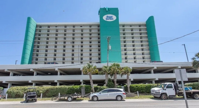 Royal Garden Resort 515 2 Bedroom Condo by RedAwning