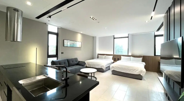 Апартаменты Superior House Apartment