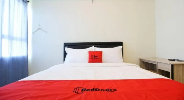 RedDoorz Apartment @ Malioboro City Adisucipto, Book Apartment Depok 