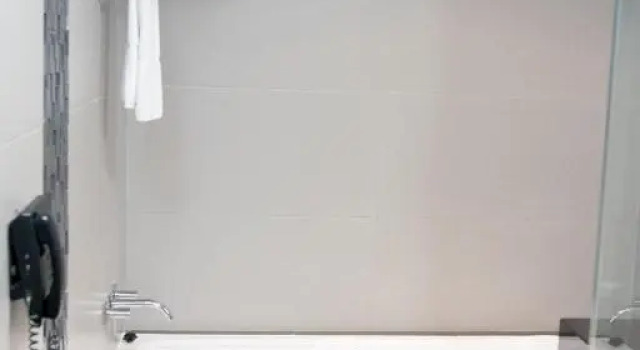 Номер Deluxe AVANTI HOTEL & CONVENTION CENTER