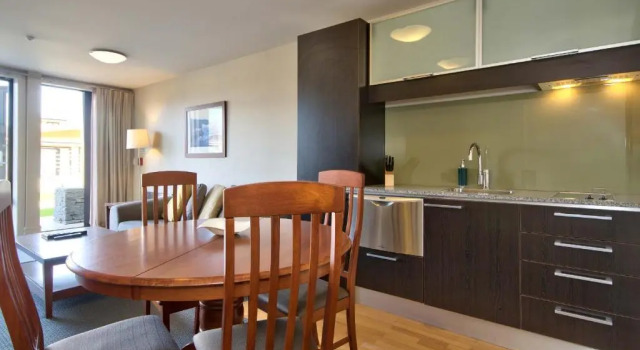 The Beacon - 2 Bedroom Town Center Apartment, Забронировать Апартаменты/квартира Куинстаун 
